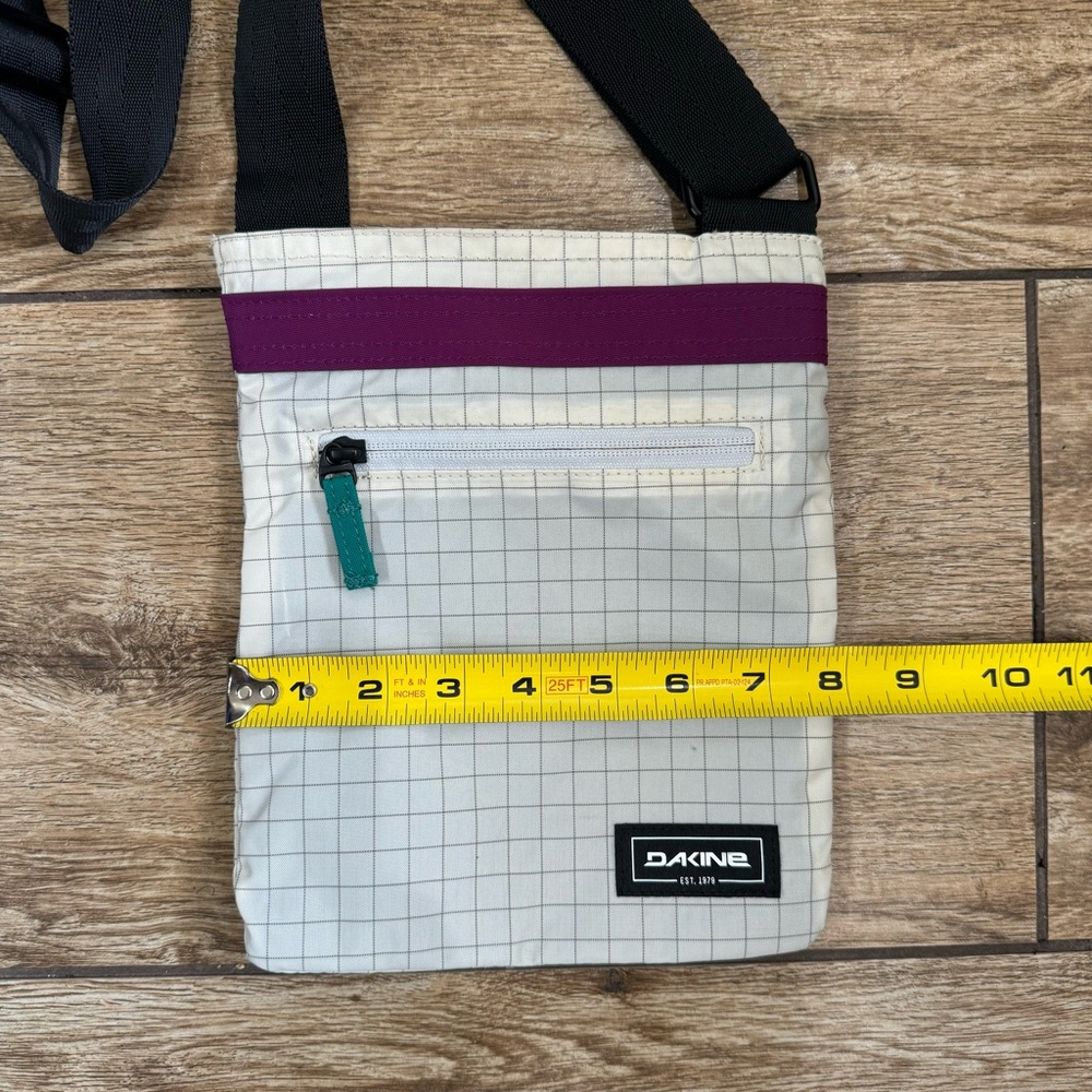 DaKine Jive Crossbody Shoulder Purse Bag Pattern Adjustable Strap Checker - Picture 7 of 10